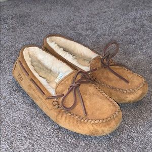 Ugg Dakota Moccasins
